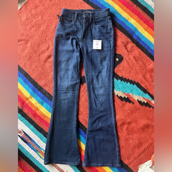 NWT- High Rise Flare Jeans - Picture 5 of 6